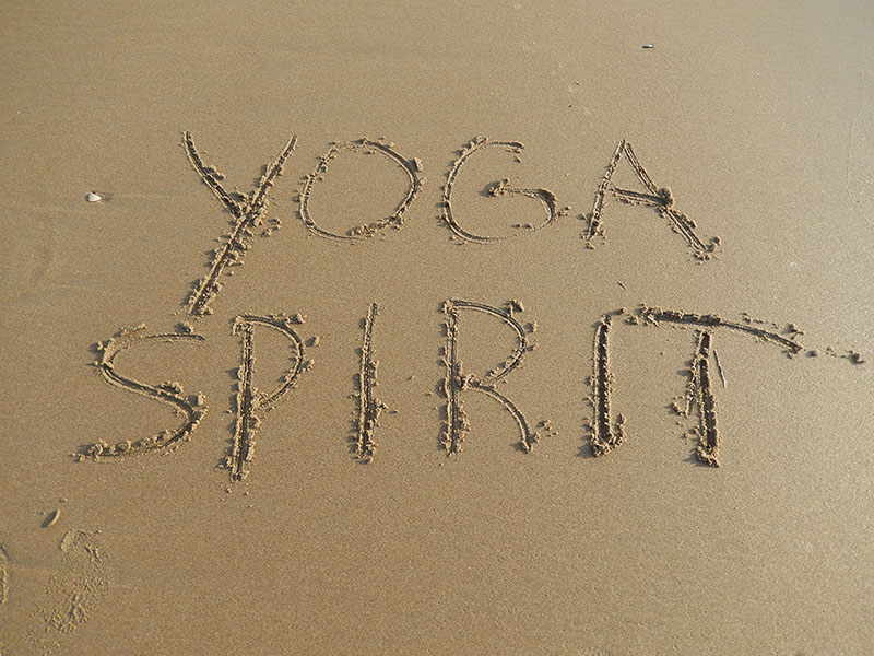 strand yoga katwijk